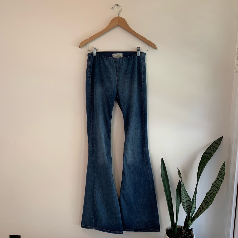 Free People Penny Pull On Flared Jeans